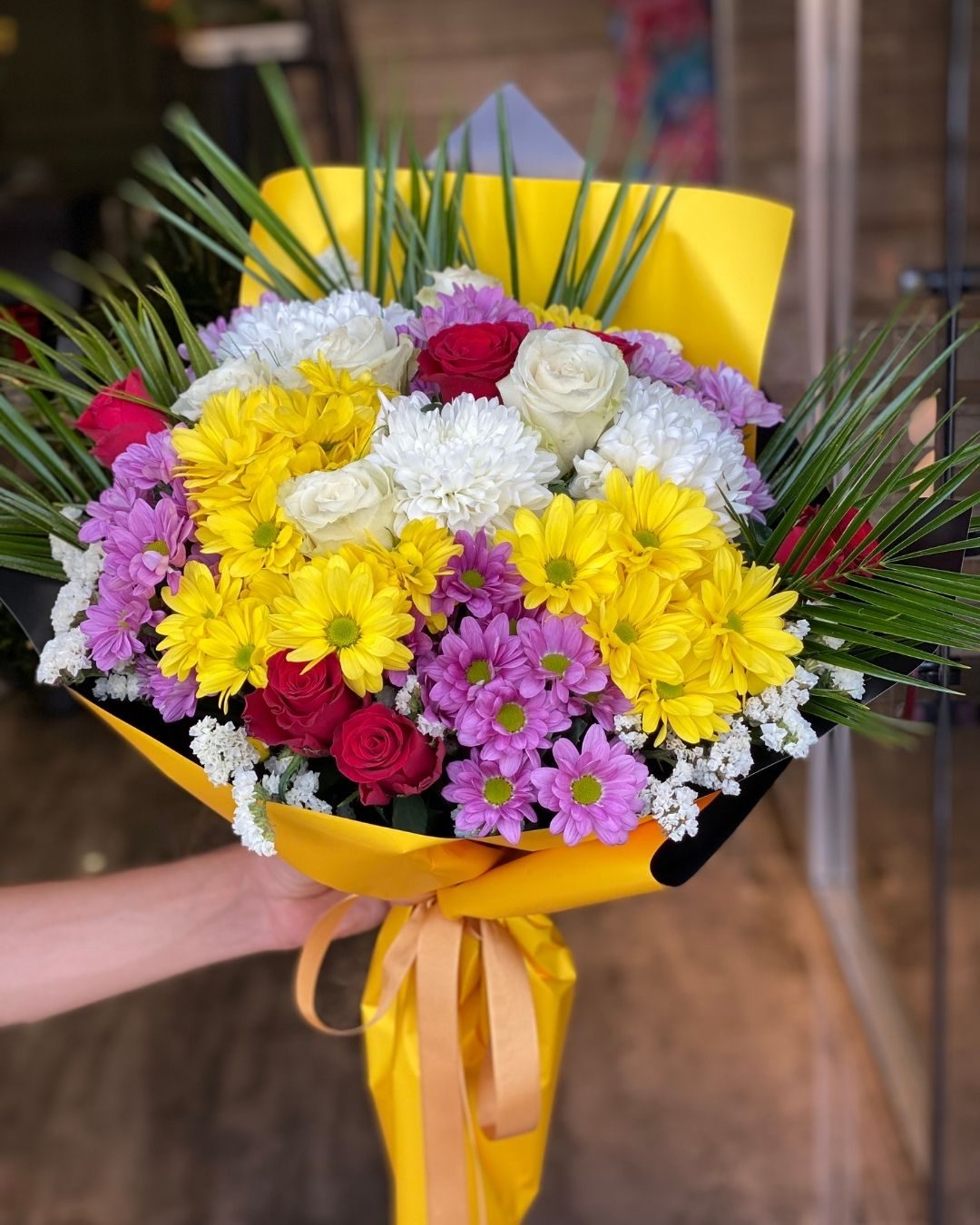 Gökkuşağı Canlı Aranjman Buket